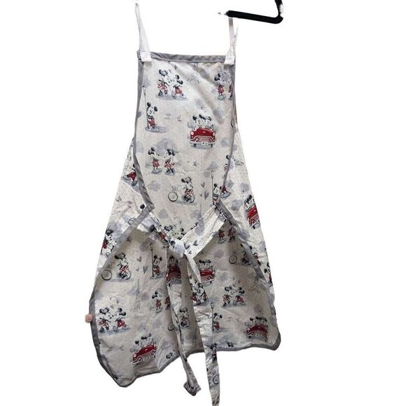 Mickey Mouse and Minney Mouse Handmade Apron and Bag Size Small - Picture 6 of 7